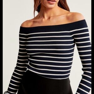 Abercrombie & Fitch Navy and White Off-Shoulder Sweater